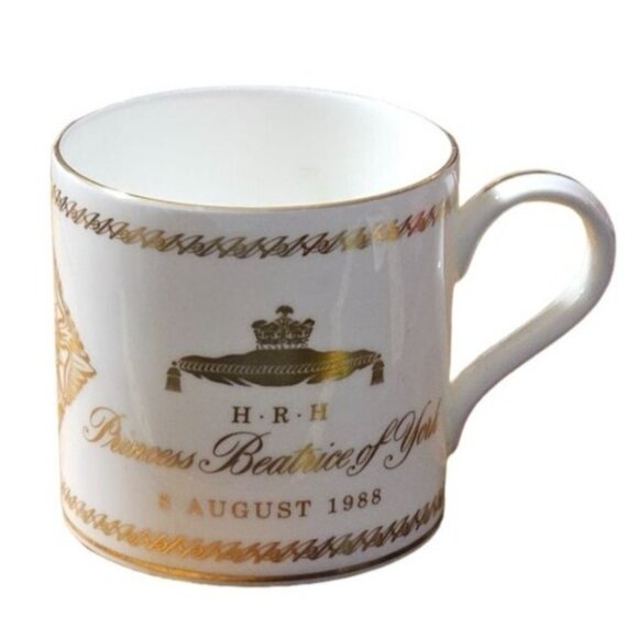 Vtg Commemorative Royal Birth Cup H.R.H. Princess Beatrice of York 8 August 1988 - Picture 2 of 9